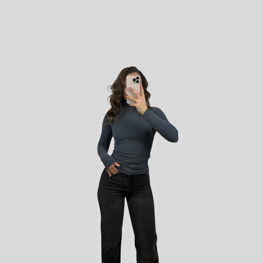 Essential stretch turtleneck