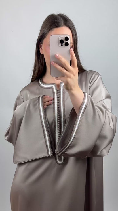 Elara Kandoura
